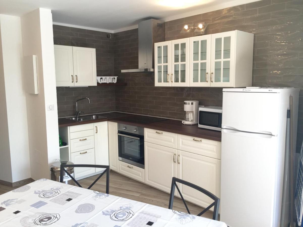 Appartement Renove Aux Portes De St Tropez Gassin Exterior photo